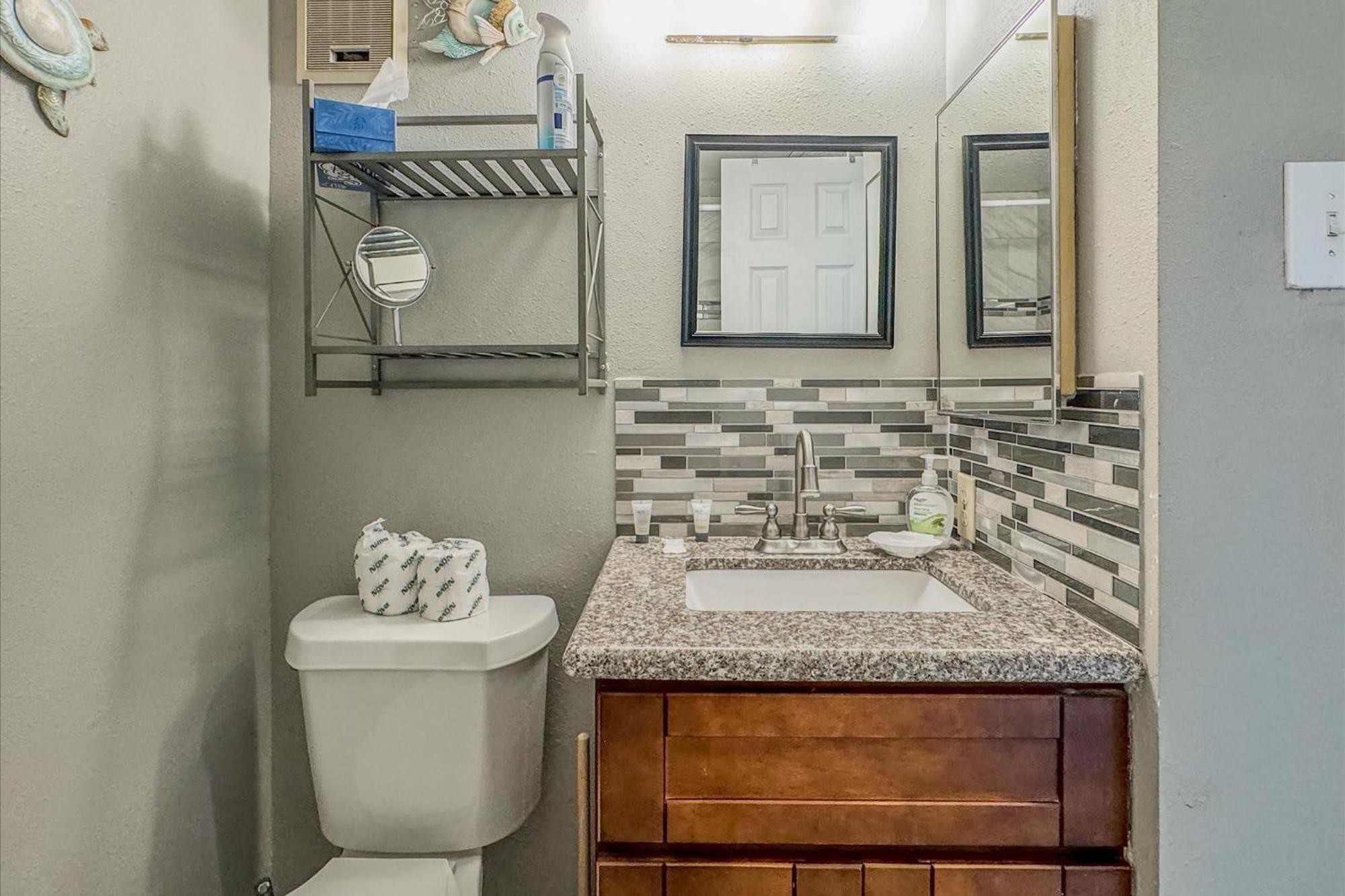 Charming Waterfront Condo Galveston Exteriör bild