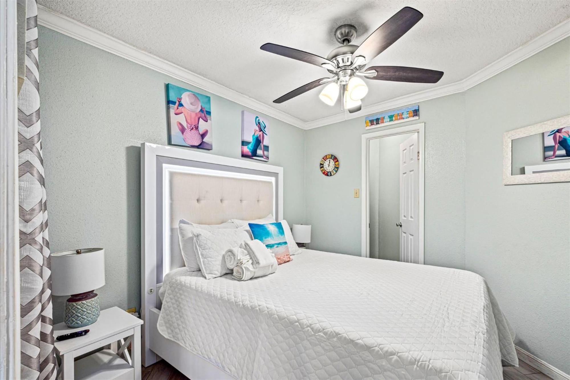 Charming Waterfront Condo Galveston Exteriör bild